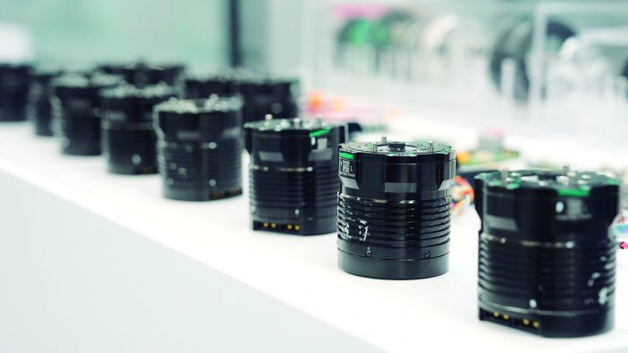 迎接AI端侧硬件革命 蓝思科技迈步具身智能赛道