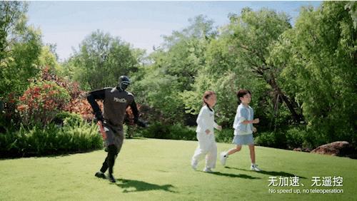 原腾讯Robotics X算法研究员创业，4个月获3轮融资，要在3-5年将人形机器人送进家庭