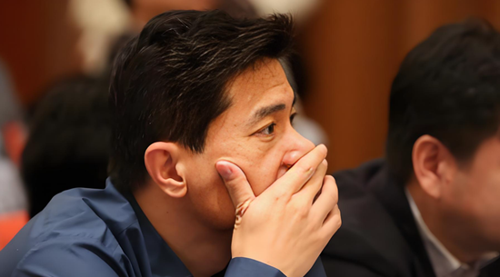 单季净亏损112亿元！李彦宏为“不聚焦”买单 | BUG