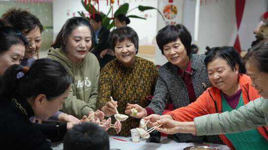阳光友邻节，远洋服务用温暖的服务营造向往的生活