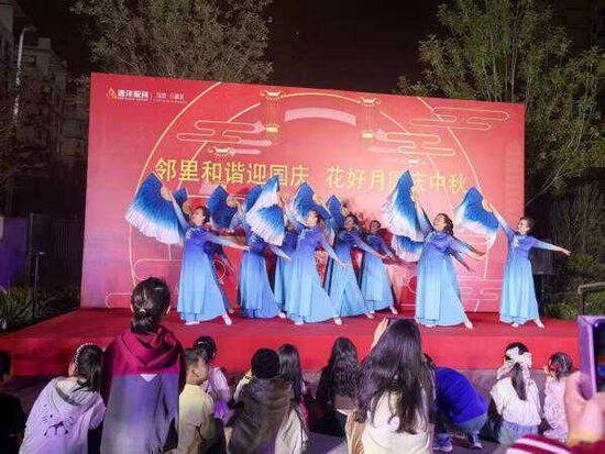 阳光友邻节，远洋服务用温暖的服务营造向往的生活