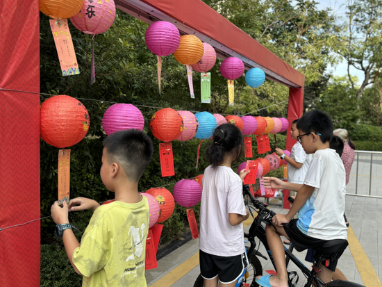 阳光友邻节，远洋服务用温暖的服务营造向往的生活