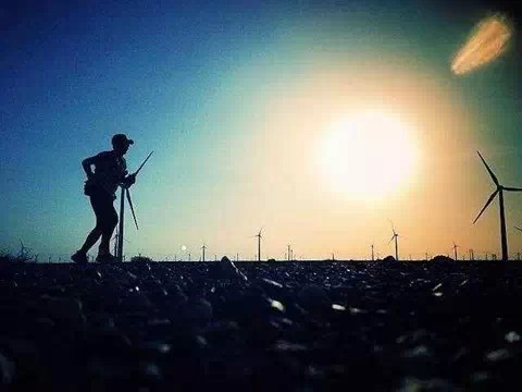 燃油车和新能源车哪个更适合家用？