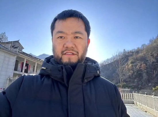 西安商人胡绪峰再次实名举报西安市监局背后