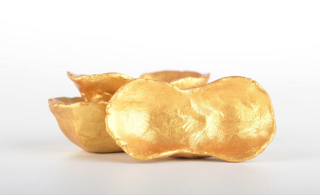 黄金与其他贵金属哪个更保值？