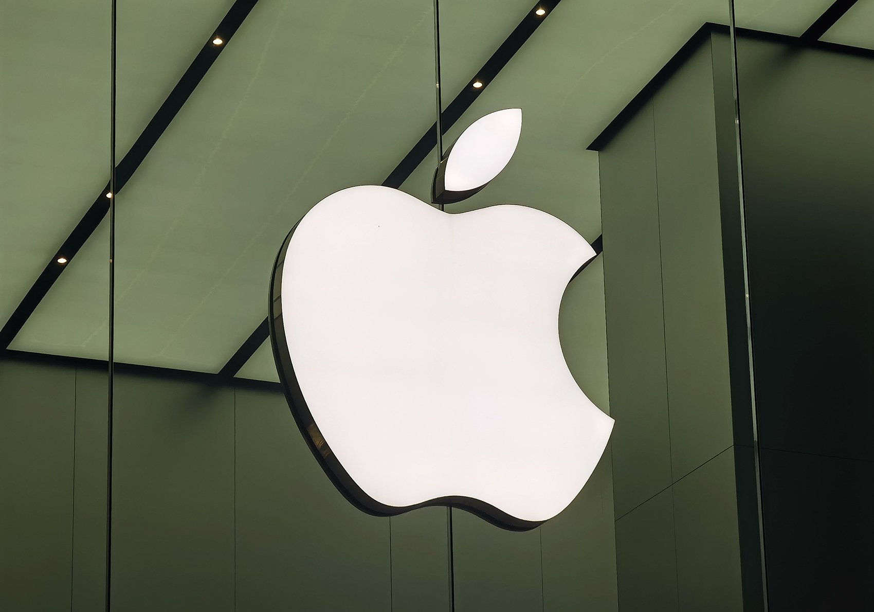 苹果或面临高达380亿美元的罚款，相当于过去三个财年公司全球平均营业额的10%！发生了什么？