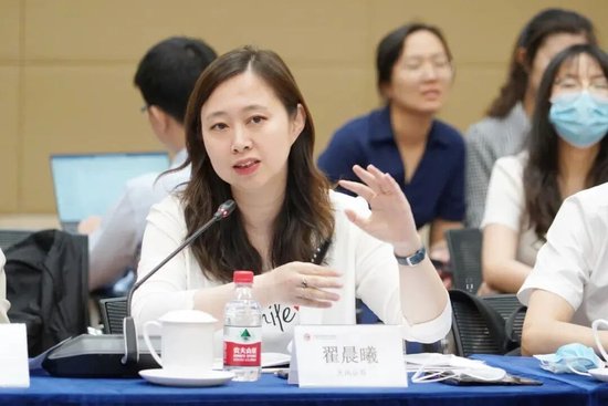 新华基金前董事长翟晨曦被传“进去了”｜债券女王半生传奇（4千字长文）