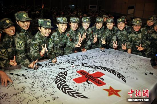 意外险和百万医疗险该如何选？