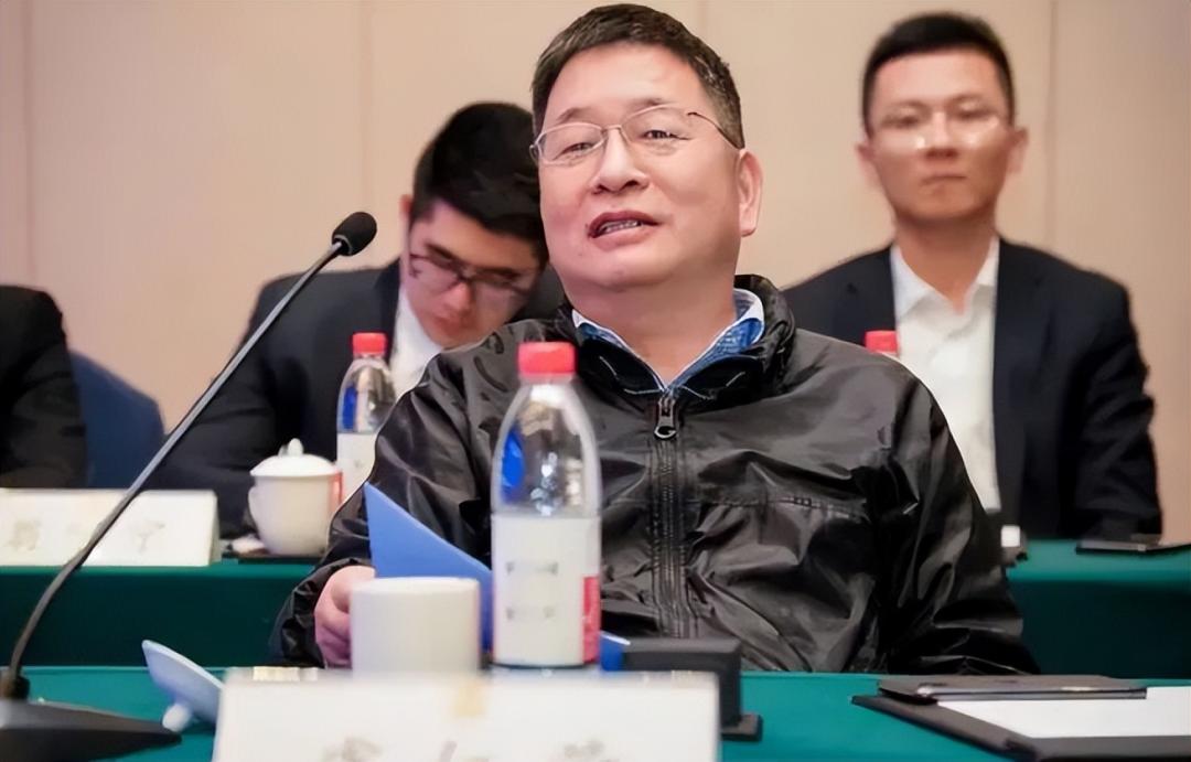 豪捐36亿股份，昔日“中国首善”又双叒叕做慈善