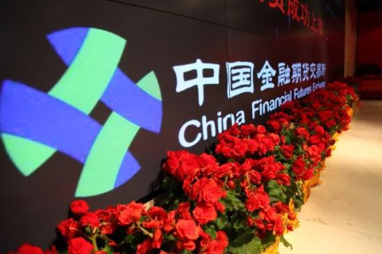 如何计算期货跨市场套利收益？