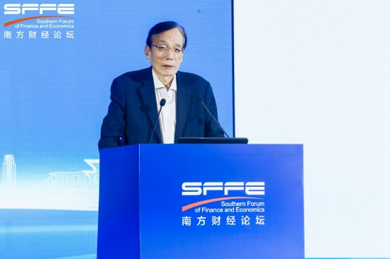 刘世锦：金融强国是实现制造强国和消费强国目标的桥梁